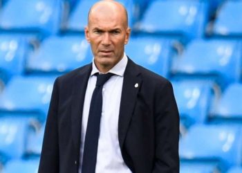 FOOT / REAL MADRID : Zinedine Zidane sur une chaise éjectable