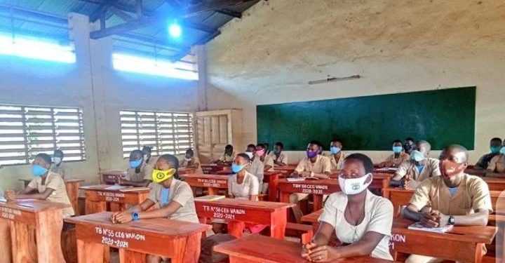 Parakou / Education : Le premier devoir surveillé a démarré dans le respect des gestes barrières.