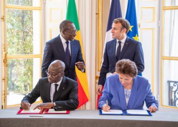 Restitution d’objets pillés par la France : Les 26 œuvres retournent au bercail, le Bénin insatisfait.