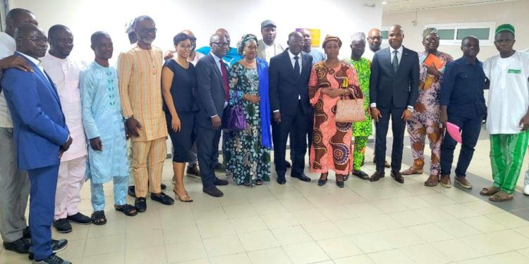 Bloc Républicain : “Vous pouvez compter sur nous et sur la base “, déclaration de soutien du creuset “Touche pas mon parti” à ABT.