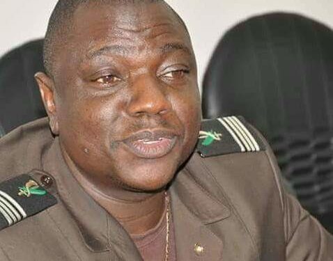 SACCA BOCO Charles Inoussa montre le chemin aux jeunes béninois.