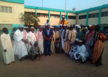 Rencontre extraordinaire entre élus municipaux, chefs quartiers et têtes couronnées de Parakou : Charles Toko condamne les propos de l’ex-Ministre d’État Aboubacar Yaya et appelle à la culture de la paix.