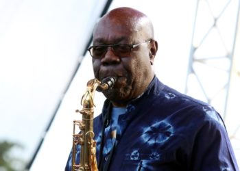 MUSIQUE / COVID-19: MANU DIBANGO EMPORTE PAR LE CORONAVIRUS A 86 ANS