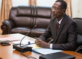 LUTTE CONTRE LE COVID-19 AU BÉNIN: Le Gouvernement rend obligatoire le port de masque de protection dans les administrations et institutions de la République dans le cordon sanitaire.