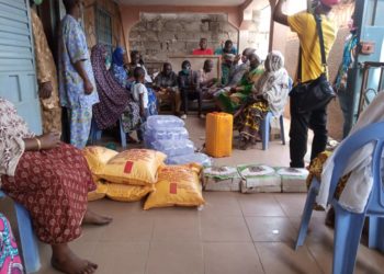 Santé/Lutte contre le Covid19 : Mariam Baba Moussa fait des dons aux communautés musulmanes