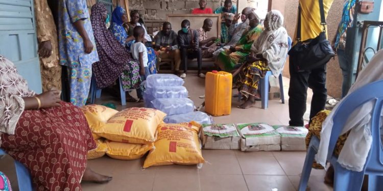 Santé/Lutte contre le Covid19 : Mariam Baba Moussa fait des dons aux communautés musulmanes