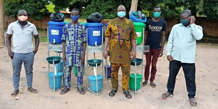 Lutte contre le Covid19 à Parakou : Mariam Baba Moussa renforce les trois arrondissements en matériels de prévention.