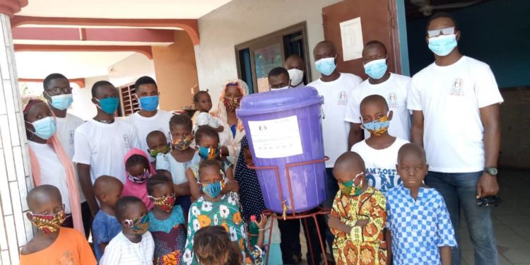 Santé/ Lutte contre le Covid19: L’ONG AVESOD appuie l’orphelinat Sabouyo As-Sôlihin en matériels de prévention