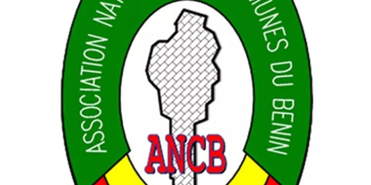 Communes du Bénin : Les noms, prénoms et partis des 77 maires.