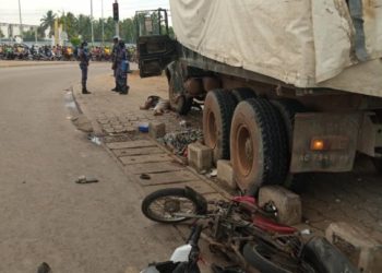 Société / Carrefour Sika Toyota à Cotonou : Un accident de circulation fait deux morts.