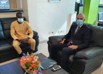 Tête-à-tête entre le Maire de Kalalé et le DG Moov Bénin : Tidjani Bani Chabi expose les besoins de sa commune à Omar Nahli.