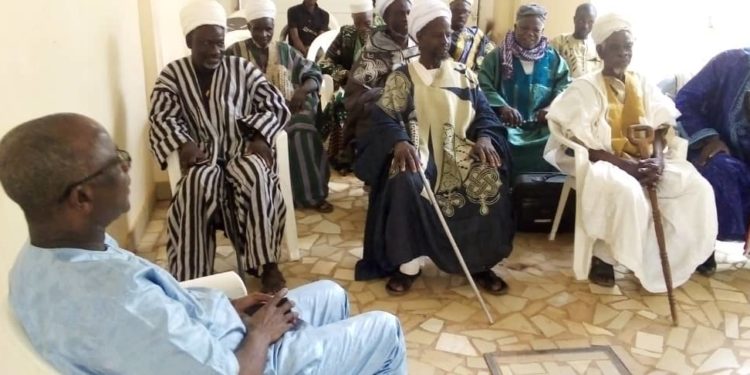 Parakou: Une délégation des rois au domicile de l’ancien maire Aboubakar Yaya.
