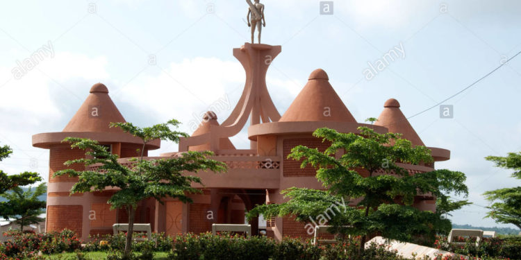 FAITS DIVERS / Profanation de tombes à Natitingou: Un individu pris en flagrant délit au quartier Kantaborifa de Natitingou