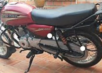 Société / Collines : Un présumé voleur abandonne sa moto sur le lieu du vol.