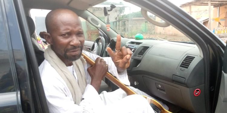 Culture / Suite à l’annonce de son évacuation : Imrane en route pour ses soins.