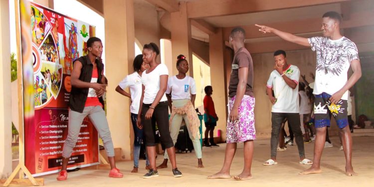 Culture/Parakou: Restitution de l’atelier sur l’INITIATION A LA DANSE CONTEMPORAINE INSPIRÉE DU TÊKÊ.