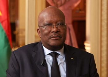 Politique / Présidentielle au Burkina Faso : Roch Kaboré réélu dès le premier tour avec 57,87 % des voix.