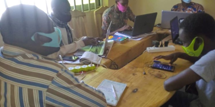 Média en ligne : Les journalistes de “Le Parakois” outillés sur la rédaction web