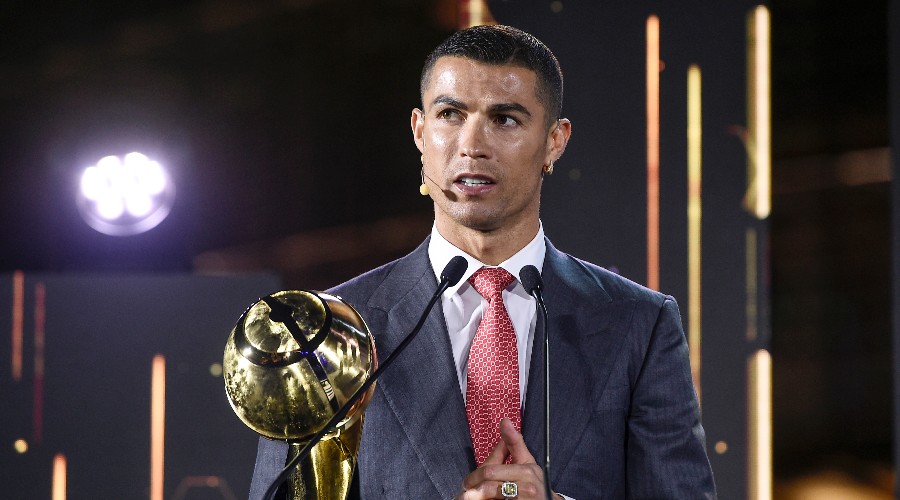 Globe Soccer Awards Cristiano Ronaldo élu Meilleur Joueur Du Siècle Le Parakois 4799