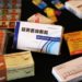 Trafic de faux médicaments : 155 kilogrammes de faux médicaments saisis chez une bijoutière.