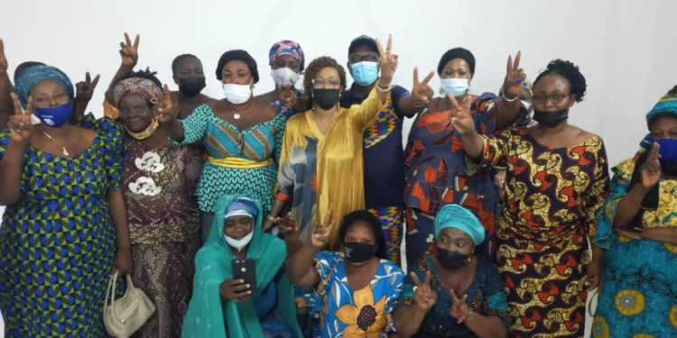 Présidentielle 2021: Recalé par la Cena, le duo Madougou-Djivo reçoit le soutien des femmes pour la victoire