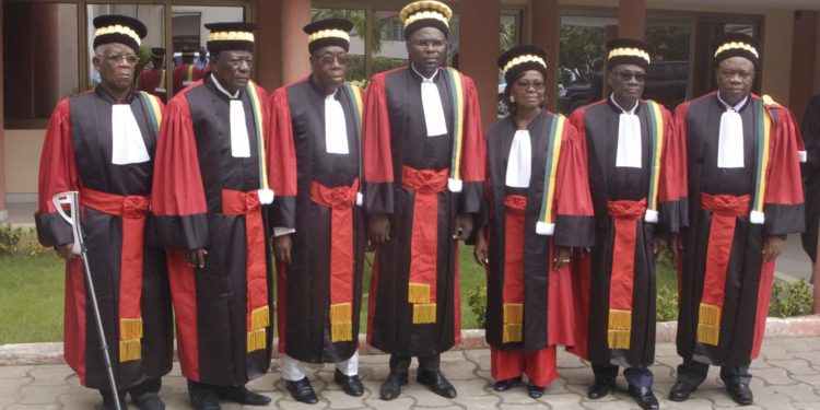 Élection Présidentielle 2021: La Cour constitutionnelle reconduit la liste provisoire de la Céna.