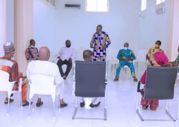 Régulation du secteur informel : Rekya Madougou prévoit des incubateurs pour la reconversion des conducteurs de taxi moto.