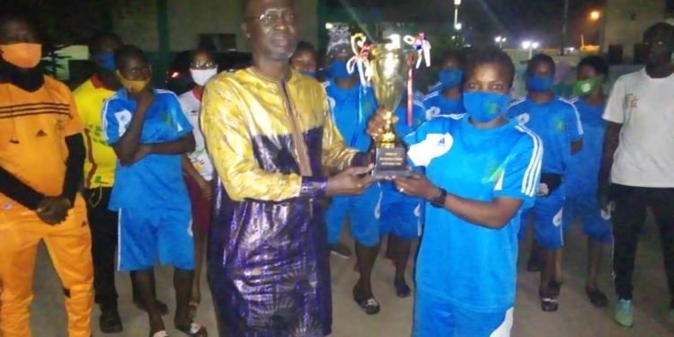 Football : Les filles de Élite AC accueillies en héros par le Maire de Parakou