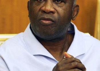 Côte d’Ivoire : Laurent Gbagbo rend hommage à sa mère