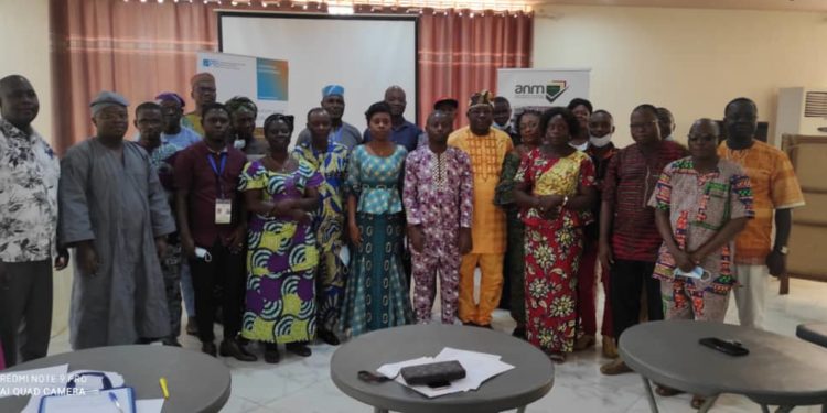 Atelier de validation sur le soja : Le Directeur de l’Anm, Dassouki Sidi Issifou  a entretenu les participants sur le processus de normalisation.