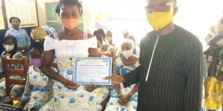 BÉNIN/AUTO-EMPLOI : la région grand Est met sur le marché de l’emploi une vingtaine de jeunes femmes entre temps déscolarisées