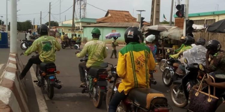 Transport urbain à Parakou : Qu’est-ce qui plombe la réforme des “Zémidjans” ? (1ère partie)