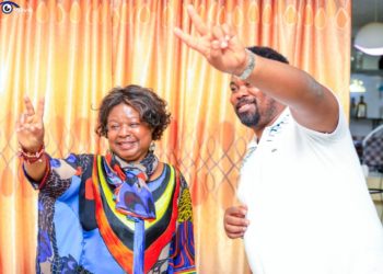 Exclusivité : Mariage scellé entre Kiri Kanta et Blue Diamond de Sidikou KARIMOU. ( Un grand concert en décembre à Parakou )