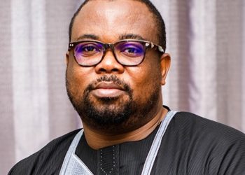 Bénin/Handball : Sidikou Karimou félicité par le Président de la Fédération béninoise de Basket-ball.