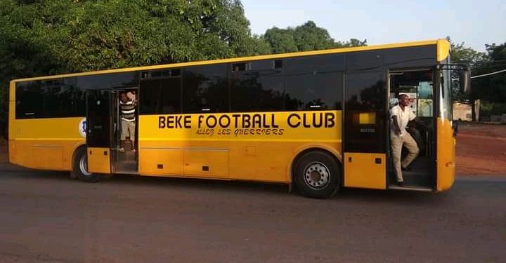 Football /Ligue-Pro : un nouveau bus flambant neuf pour le club de BEKE FC