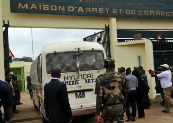 Côte d’Ivoire : un juge enferme une mineure de 8 ans ( juste pour une petite somme)