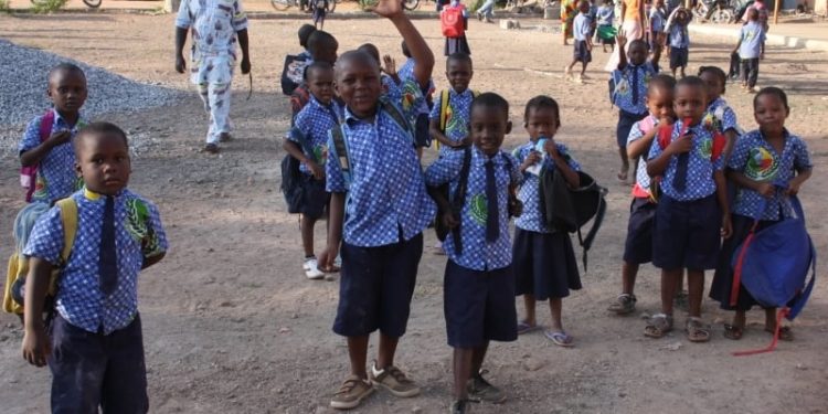 Bénin – Éducation/Écoles confessionnelles : Les établissements catholiques pour la classe bourgeoise. (Où sont passées les œuvres caritatives des religieux ?)