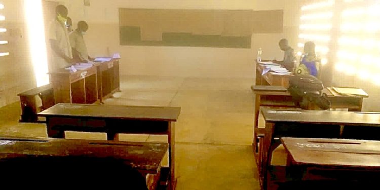 Examen DEAT/Lycée de Kika : les candidats ont soutenu ce vendredi.