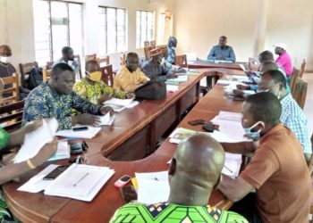 Glazoué /4ème Session ordinaire budgétaire du conseil communal : Les conseillers satisfaits du rapport d’activité de Gilles Comlan Houndolo.