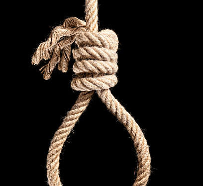 Parakou – Insolite : Le fils d’une autorité municipale s’est pendu dans une cellule de commissariat.