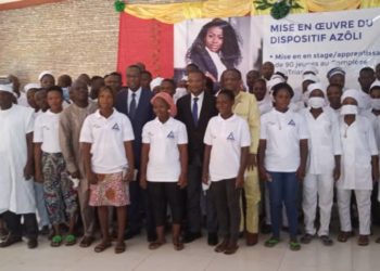 Mise en œuvre du dispositif Azôli: L’ANPE envoie une centaine de jeunes en stage rémunéré à Komiguea. (Une trentaine de personnes dotées de moyens roulants)