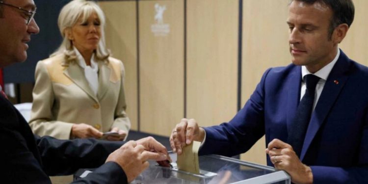 Législatives 2022 en France : Grosse claque pour la majorité présidentielle.