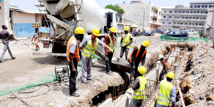 Projet asphaltage : la ville de Parakou n’est pas délaissée !