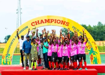 Handball – Championnat Scolaire Édition 2022 : Le CEG Pobè termine à la première place.
