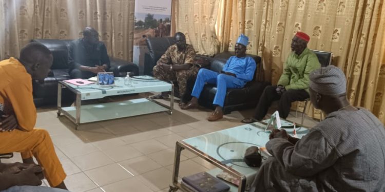 Société : Sylvestre N’tcha reçu en audience par le Maire de N’dali.