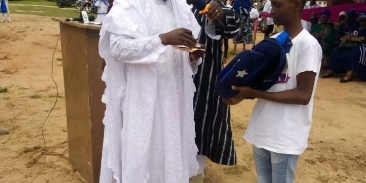 Éducation-Parakou: Le Bloc Républicain récompense les meilleurs apprenants de la 2e édition des ”Cours de vacances BR”.