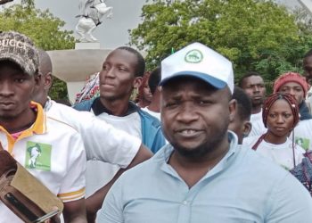 Parakou-Politique : Mahmood Guerguiss accueille Aziz Adamou et les anciens Fcbe dans le parti cheval cabré.