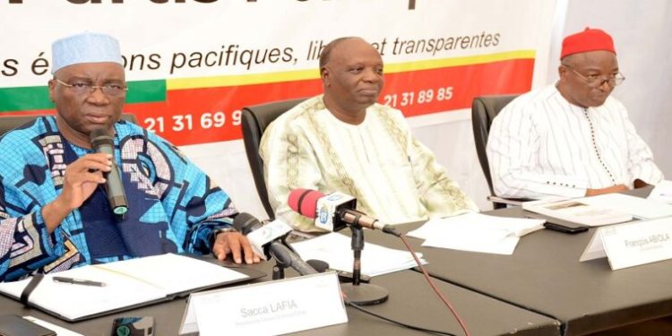 Politique – Financement public des partis politiques : UP, BR et FCBE Ont reçu leurs chèques