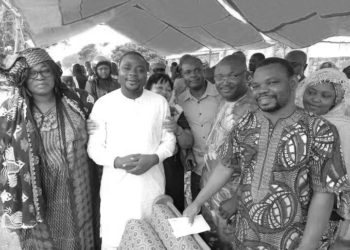 Hommages à sa défunte épouse : Message d’adieu de Nazirou SIDI ALI, DG LeParakois, à sa regrettée Azaratou.