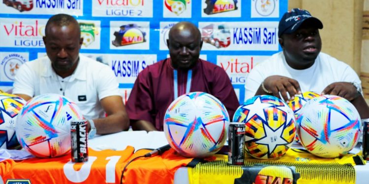 Football : Djeffa Fc présente son nouveau coach et ses nouvelles recrues phares.